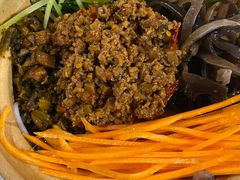 -阿山卓·野生菌火锅·纳西火塘烤肉