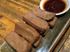 -胡桃里音乐餐厅(陶溪川店)(川湘赣菜·世界百大酒庄直供红酒·音乐表演)