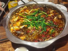 -乡土特色.冷锅鱼.牦牛肉汤锅