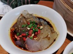 -诚铭记·虾仁汤包·成都小吃(融创店)