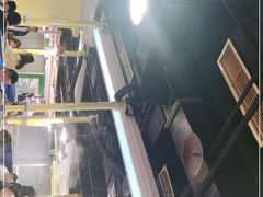 -爱客得牛排海鲜烤肉·火锅自助(春熙路黑金好店)