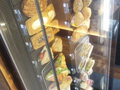 -星巴克(六合路店)