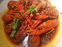 香辣小龙虾-胡桃里音乐酒馆(白云五号T5 MALL店)