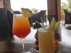 -日落吧·海景咖啡厅·餐酒吧·鸡尾酒·下午茶·乐队表演·浪漫夕阳·三亚文华东方酒店