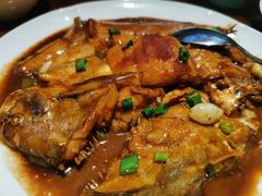 红烧杂鱼-涌觅名灶·本地海鲜宁波菜(财富广场店)