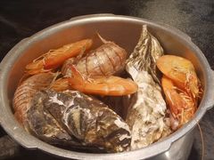 -南海底小海鲜·湘菜(鲁巷吴家湾店)