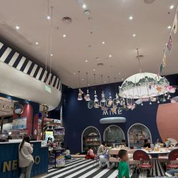 -奈尔宝家庭中心·亲子餐厅(鄞州万达店)