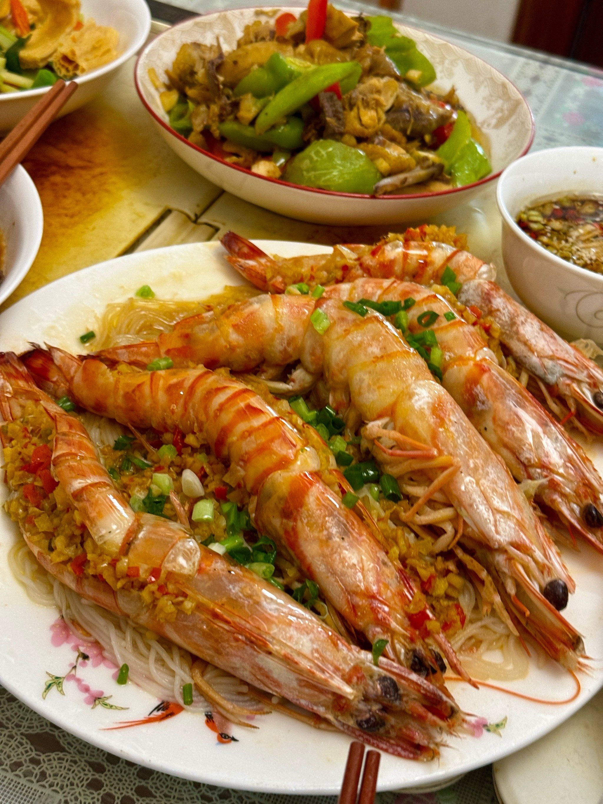 自家饭堂长辈爱吃的👉比整个手掌还大的超大只斑节虾