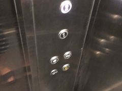 -潮岸酒店(广州琶洲会展广州塔店)