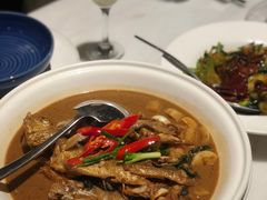 红烧杂鱼-菲乐餐厅(三十年经营·湖滨路店)