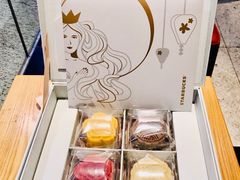 -星巴克(金茂大厦店)