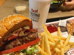 -The Habit Burger Grill 哈比特汉堡(复兴soho店)