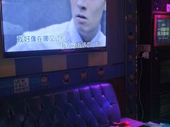 -唱吧麦颂KTV(松江五龙商业广场店)
