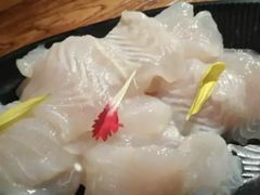 -老牌坊云南鱼豆花火锅(嵩山店)