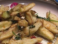 -八府香鸭·啫啫煲(华山路店)