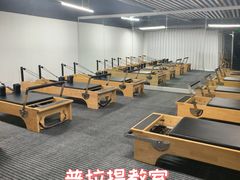 -超菲特健身工作室(晨月店)