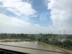 -上海滴水湖皇冠假日酒店