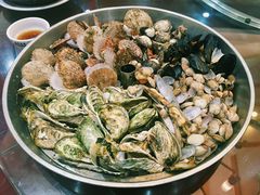 -乔家小院•本地小海鲜•非遗驴肉(万年泉路店)