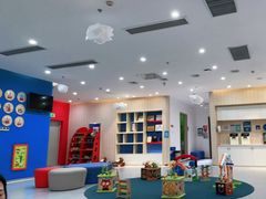 -美吉姆国际儿童发展中心(红谷滩绿地缤纷城中心)