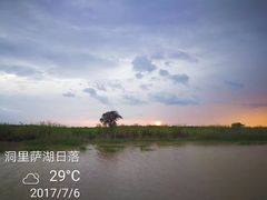 -洞里萨湖