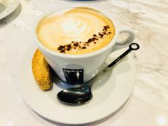 -La Mer Restaurant & Lounge