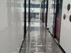 -武汉仁爱口腔(光谷店)