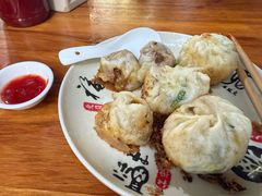 -依云煎包店