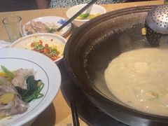 -陈大锅·岳阳鱼馆·地道岳阳菜(美食街店)