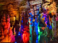 -泰安地下龙宫景区