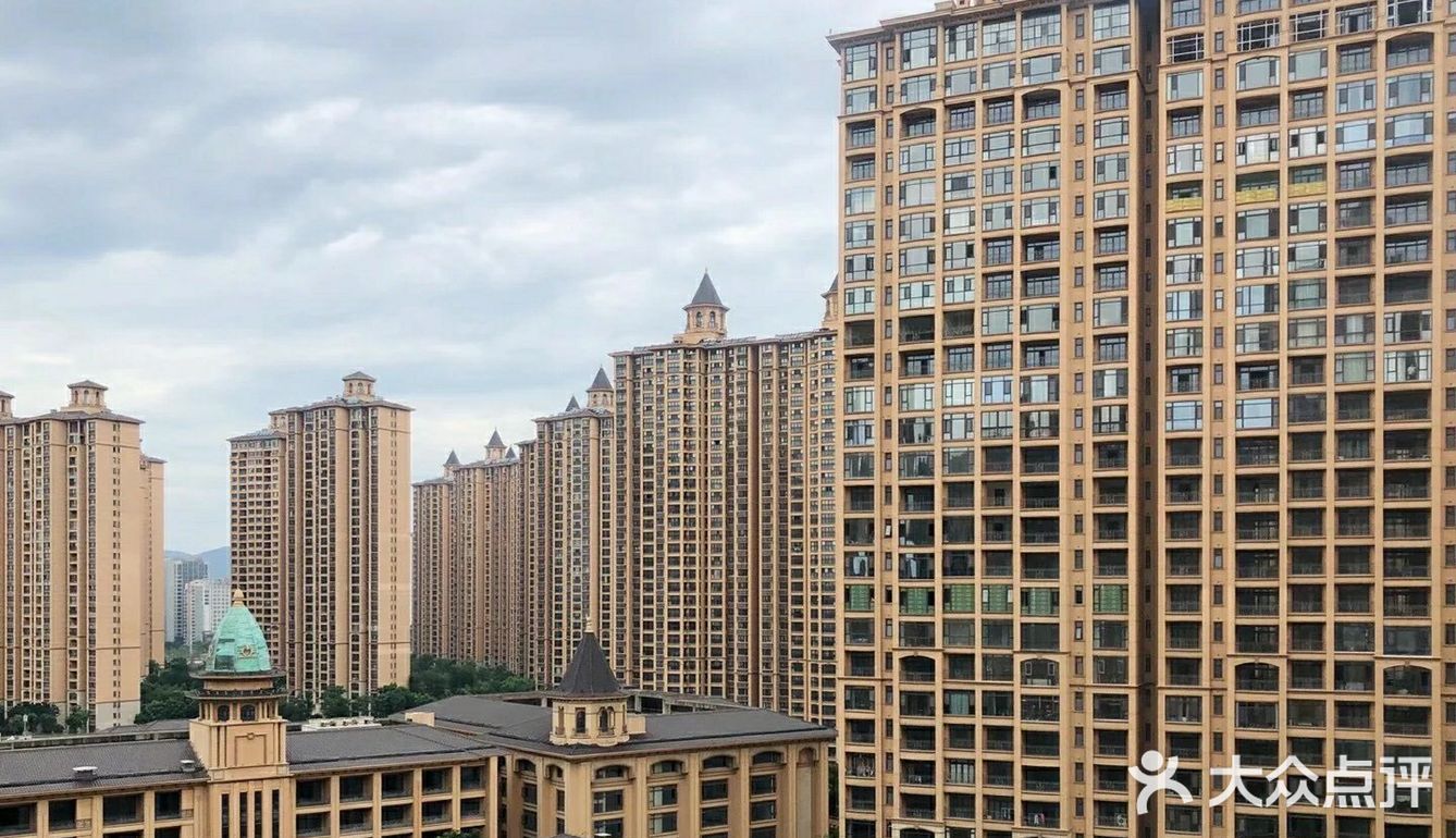 大平层无主灯设计