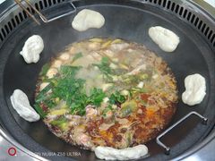 -丹水桥地锅鱼·翘嘴鲌·地方特色全鱼宴(丹江口大坝店)