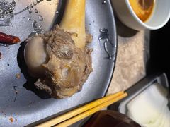 -沪小胖小龙虾(淮海中路旗舰店)