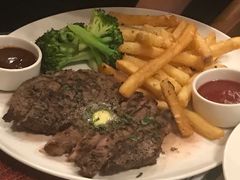 -WOLFGANG PUCK KITCHEN & BAR(迪士尼小镇店)