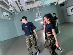 -HI dance 舞室