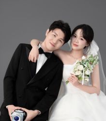 -雅云婚纱摄影工作室旗舰店