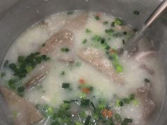 新鲜猪杂粥-南记食粥坊·宵夜大排档(莲花总店)