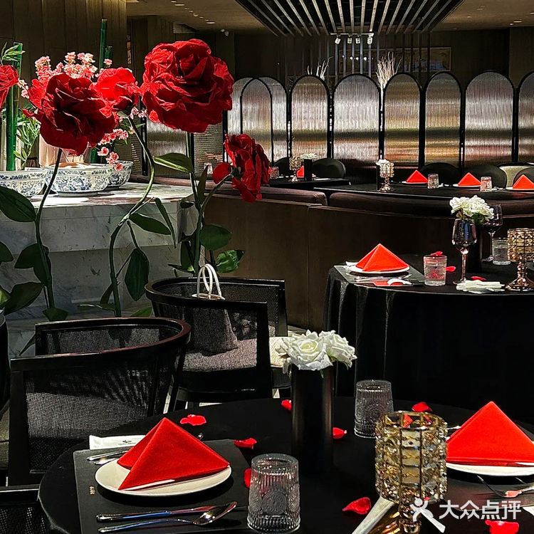 约会or情人节💗一定去这家！|成都高空餐厅🥀
