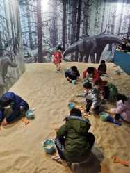 -恐龙探索乐园(磁器口店)