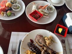 -荣誉国际酒店-云顶旋转餐厅