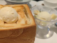 冰淇淋蜂蜜厚多士-太兴餐厅(东方广场分店)