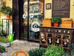 -蜗牛小馆醉乡民谣云南菜(惠新西里店)