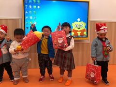 -小门牙好性格托育(北外滩中心)