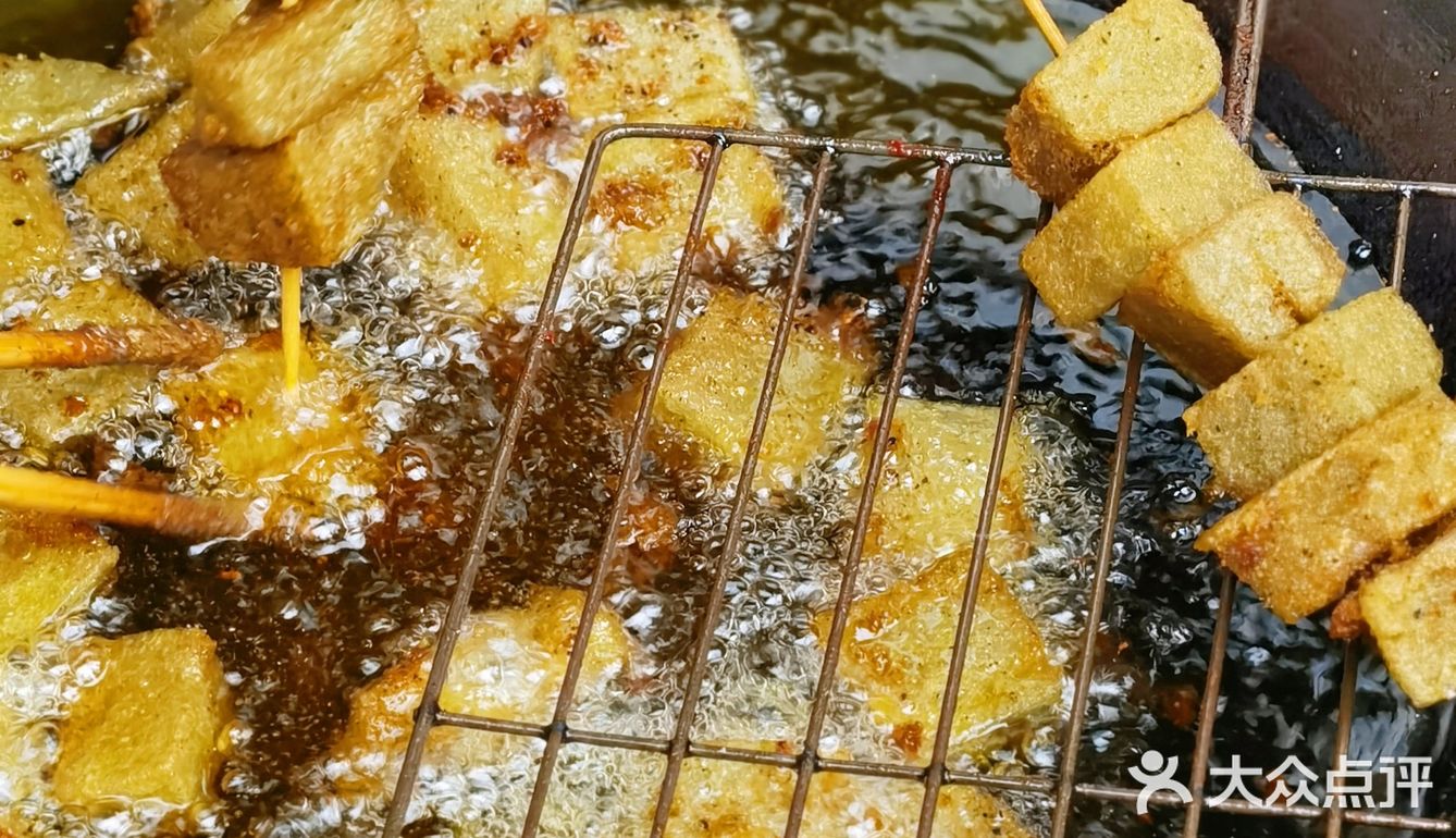 丽江古城超隐蔽的奶奶鸡豆凉粉[胜利]