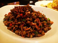 -钟掌勺忘不了地道湘菜(新天地假日广场店)