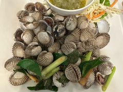 -两兄弟Song Pee Nong(2号店)