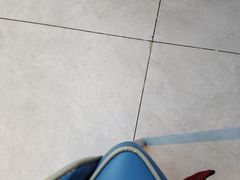 -肥肥虾庄·金牌油焖大虾(汉口城市广场店)