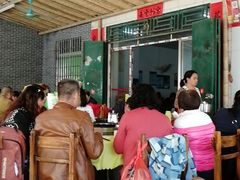 大堂-红炎炎农家菜老字号(金水台店)