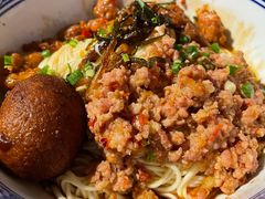 八宝辣酱面-沪西老弄堂面馆(定西路店)