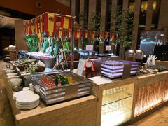 -松山湖凯悦酒店·Café自助餐厅·周末火舞秀表演