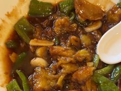 -闯关东东北农家菜(崂山石老人店)